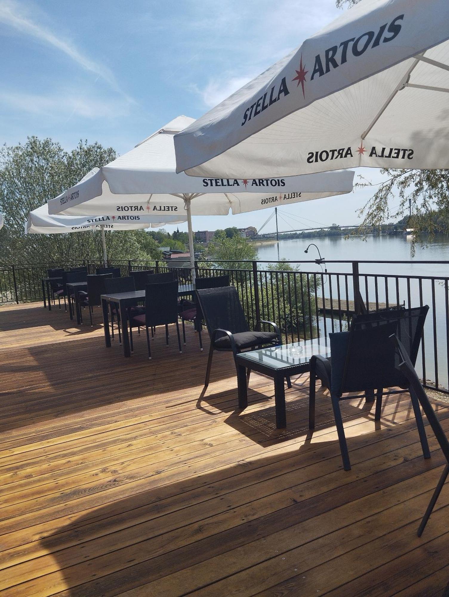 B&B Posejdon Сремска-Митровица Экстерьер фото