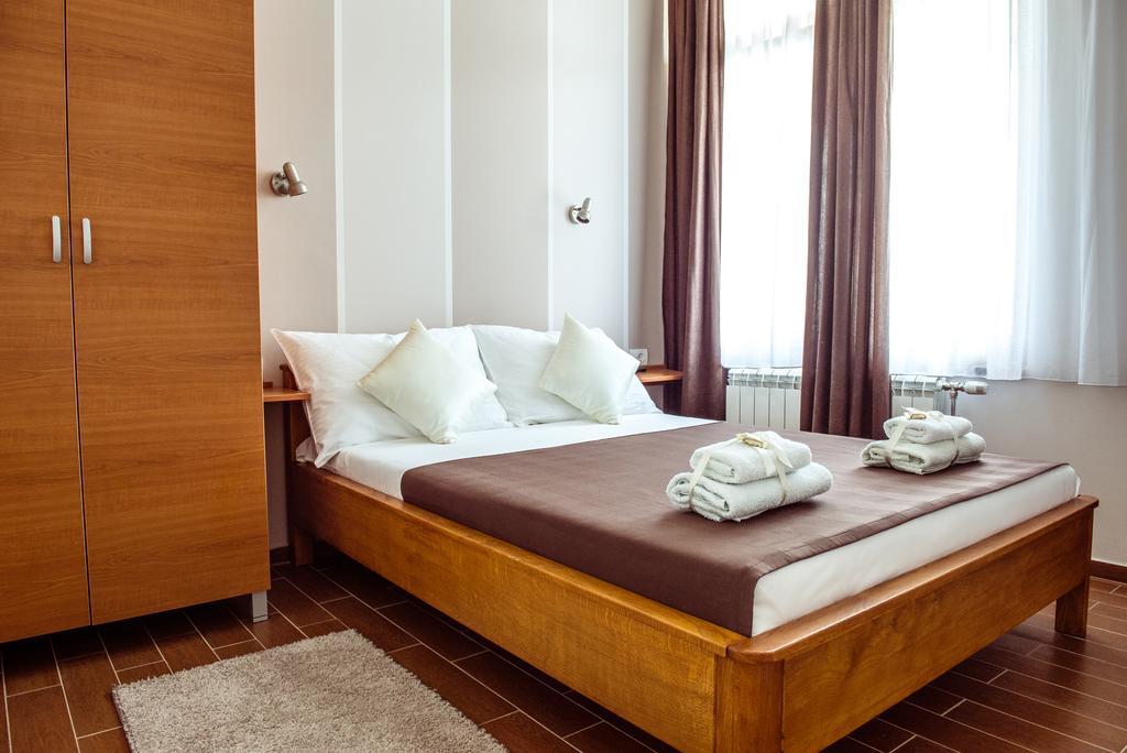 B&B Posejdon Сремска-Митровица Экстерьер фото